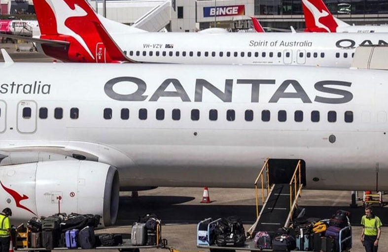 إنذار حريق يجبر طائرة على الهبوط 