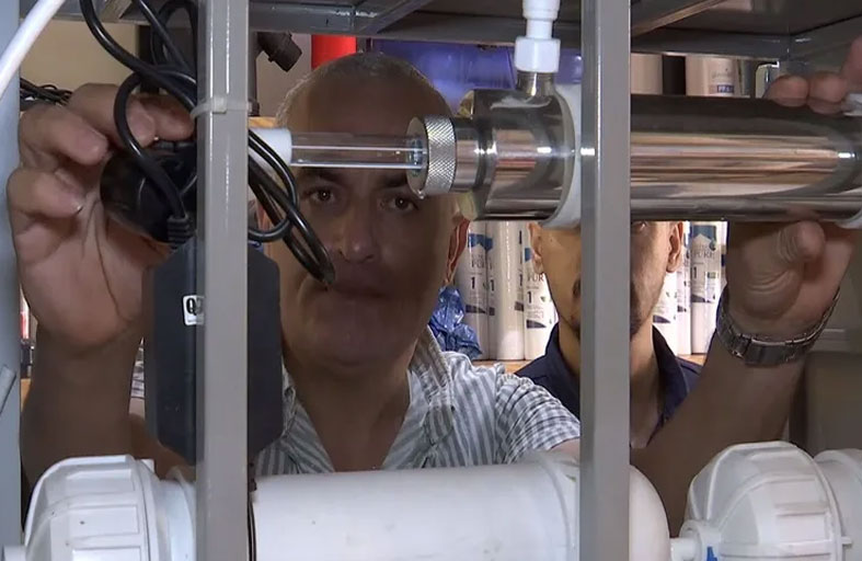 ينجح في ابتكار وحدة تحلية مطورة للمياه