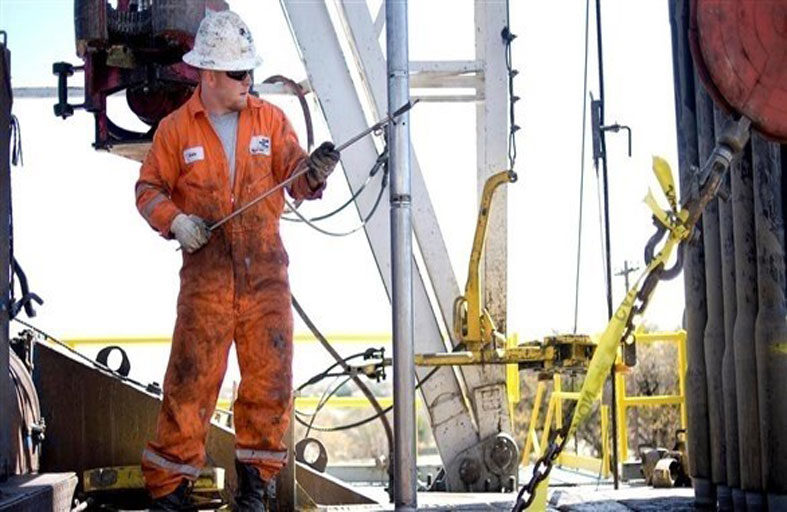 تراجع تاريخي في عدد حفارات النفط والغاز في أمريكا