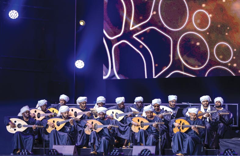 أوركسترا بيت العود الخرطوم تعزف الألحان السودانية التقليدية في إكسبو 2020 دبي