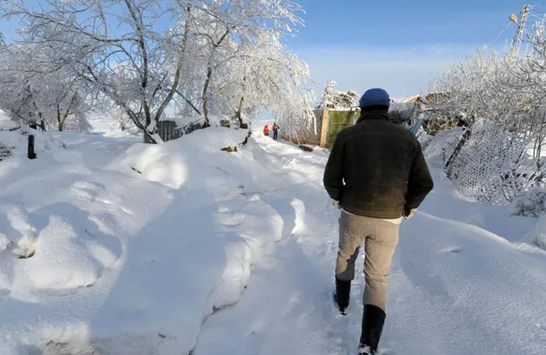 ثلوج في عزّ الصيف