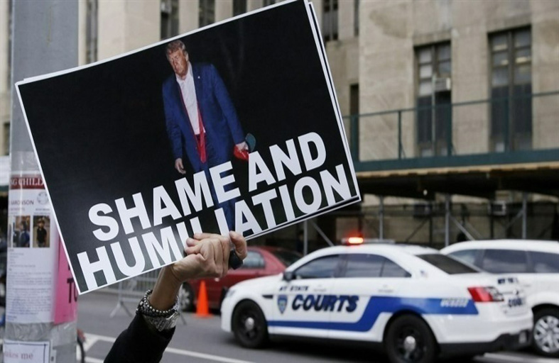 واشنطن بوست: لائحة الاتهام لترامب ستُشوِّه سياساتنا لعقود