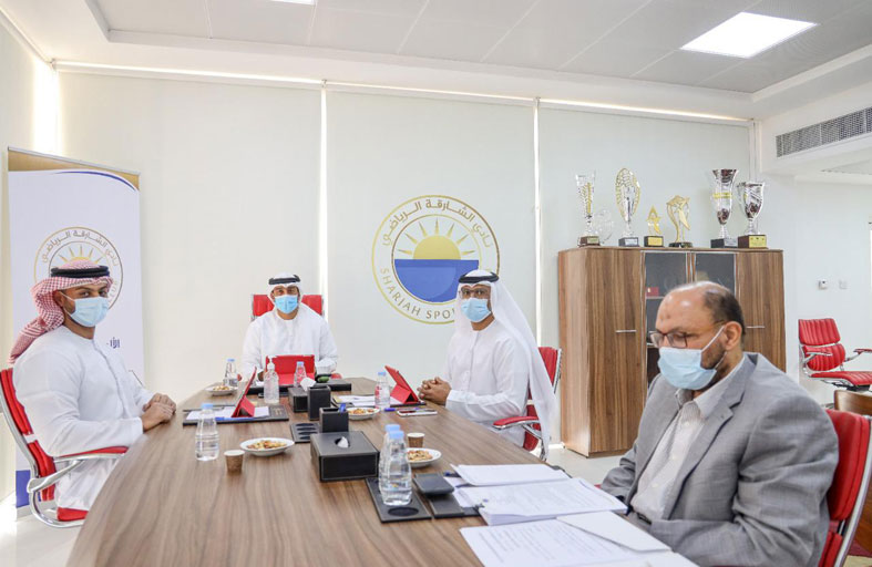 « الألعاب الجماعية بنادي الشارقة » تبحث سيناريوهات الإعداد للموسم الجديد