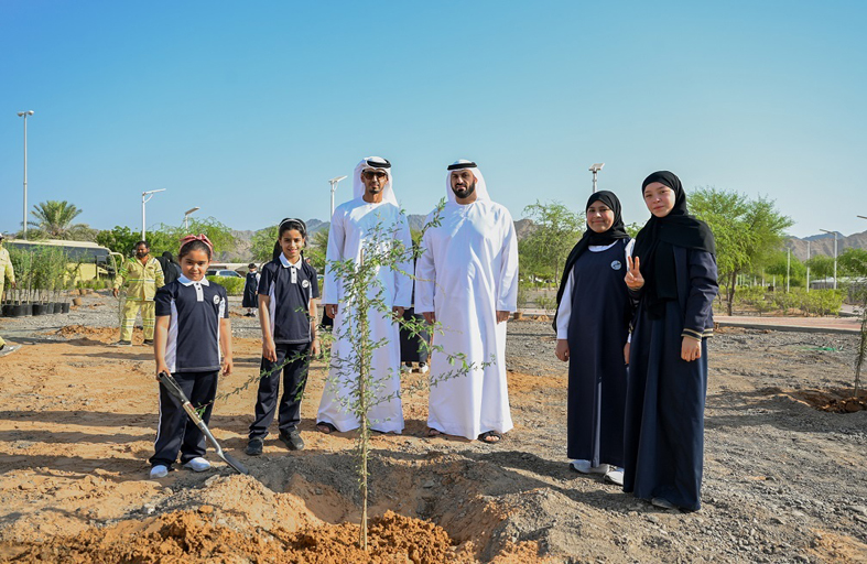 «بريد الإمارات» يطلق حملة «نزرع من أجل مجتمعنا» 
