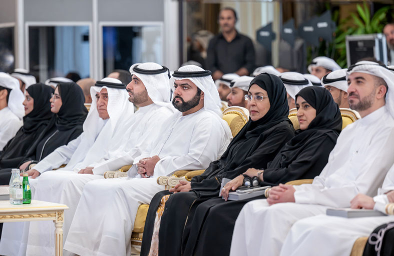 محمد الشرقي يشهد محاضرة عن مستقبل التعليم ويؤكّد أهمية التطبيقات المبتكرة في تطويره