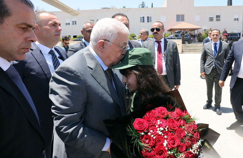 عباس يزور جنين بعد أسبوع من العملية الإسرائيلية 