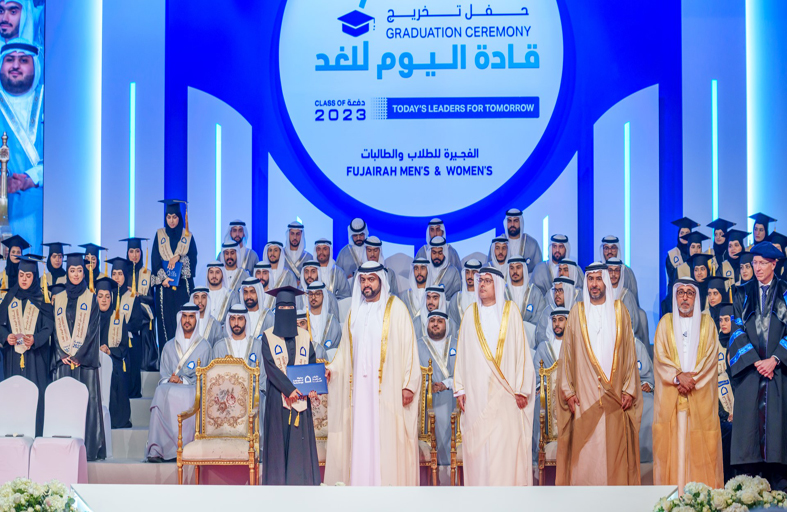 محمد الشرقي يشهد حفل تخريج 293 طالبًا وطالبة من «التقنية العليا» بالفجيرة