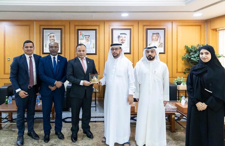 غرفة عجمان تبحث تنمية التجارة وفرص الاستثمار مع نيبال
