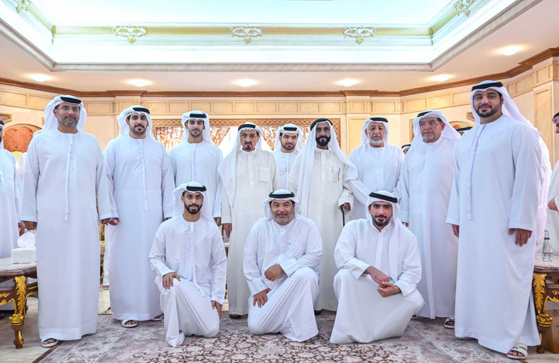 حاكم عجمان يحضر مأدبة غداء أقامها عبيد الزعابي بمناسبة زفاف نجله 