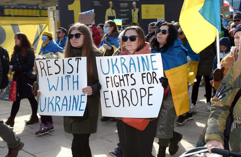 فنلندا تلوّح بورقة الناتو.. هل تفجر الأوضاع في أوروبا؟