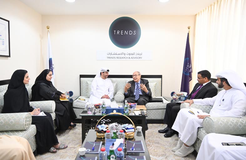 المقرر الخاص للأمم المتحدة المعني بالحق في التنمية يشيد بنتاج تريندز البحثي وشموليته