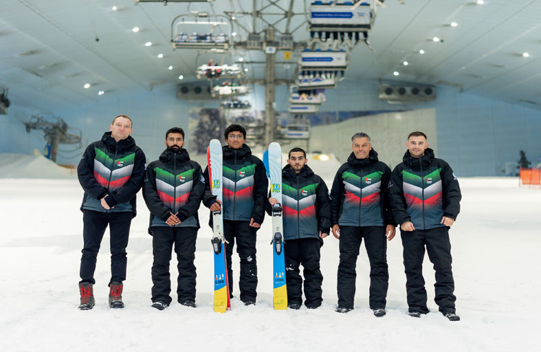 أبطال الإمارات يتنافسون في بطولة العالم للتزلج على الثلج بفئة الشباب بنيوزيلندا والتأهل لأوليمبياد كوريا 2024