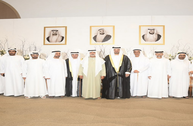 نهيان بن مبارك يحضر أفراح المزروعي والفلاسي في أبوظبي