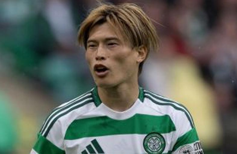 مانشستر سيتي يعوض ألفاريز بصفقة يابانية مفاجئة