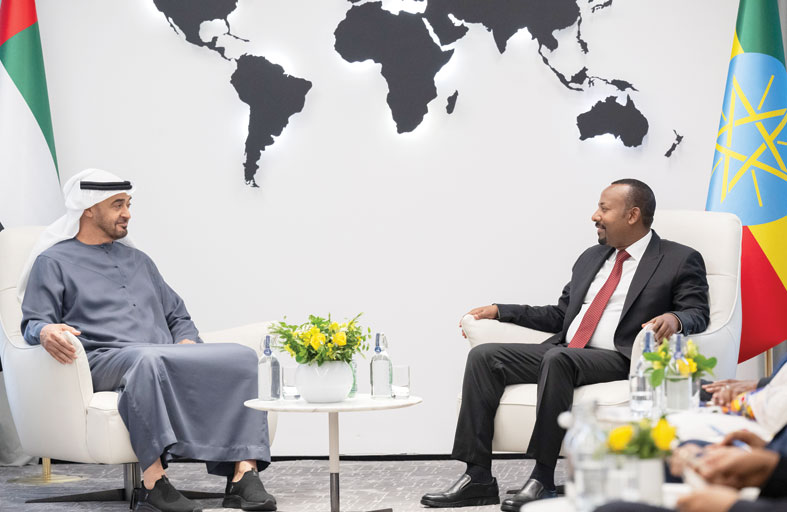 محمد بن زايد: الإمارات مع كل ما يحقق السلام في القارة الأفريقية والاستقرار والازدهار في المنطقة والعالم 