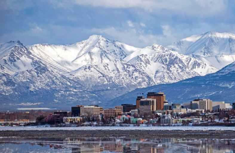 فيضانات مدمّرة تجتاح ألاسكا وتدمر بنيتها التحتية 