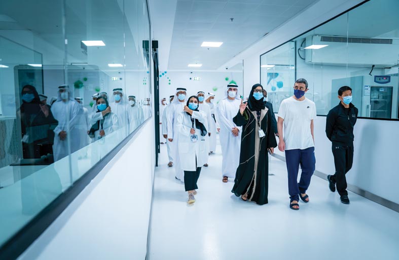 عبدالله بن زايد يشارك في برنامج الجينوم الإماراتي