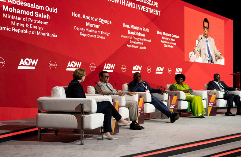 أسبوع النفط الأفريقي بدبي يناقش تطورات وتحولات قطاع الطاقة