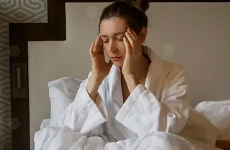 دراسة تكشف عن ارتباط بين أعراض انقطاع الطمث وصحة الدماغ