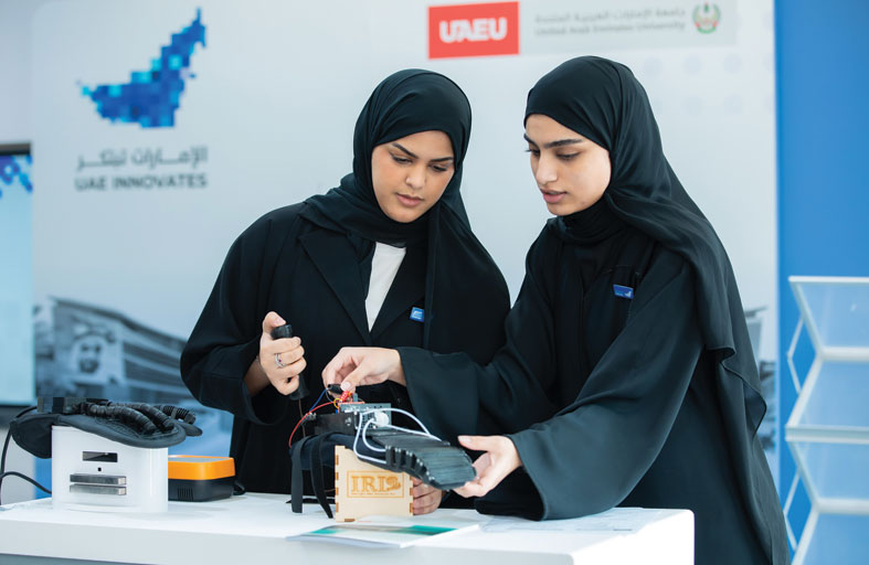 جامعة الإمارات تسجل 40 براءة اختراع وتمنح 24 براءة اختراع في عام 2023