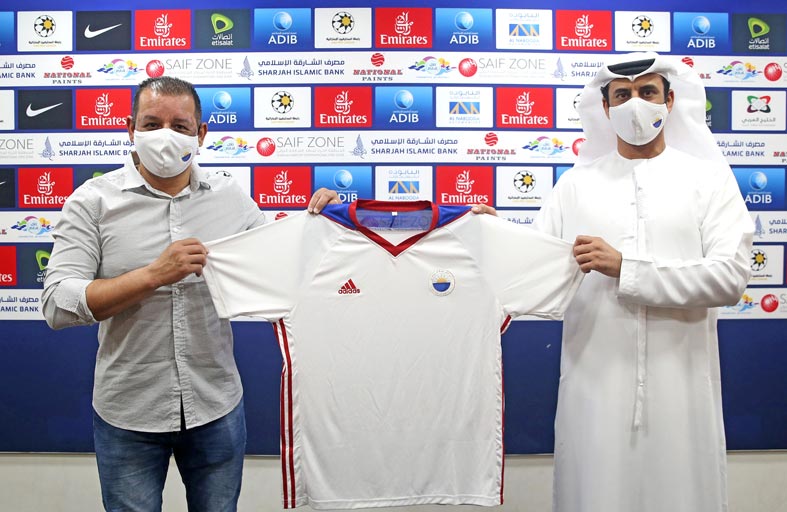 فريق نادي الشارقة للصالات يتعاقد مع مدرب المنتخب البرازيلي ماركينوس خافيي