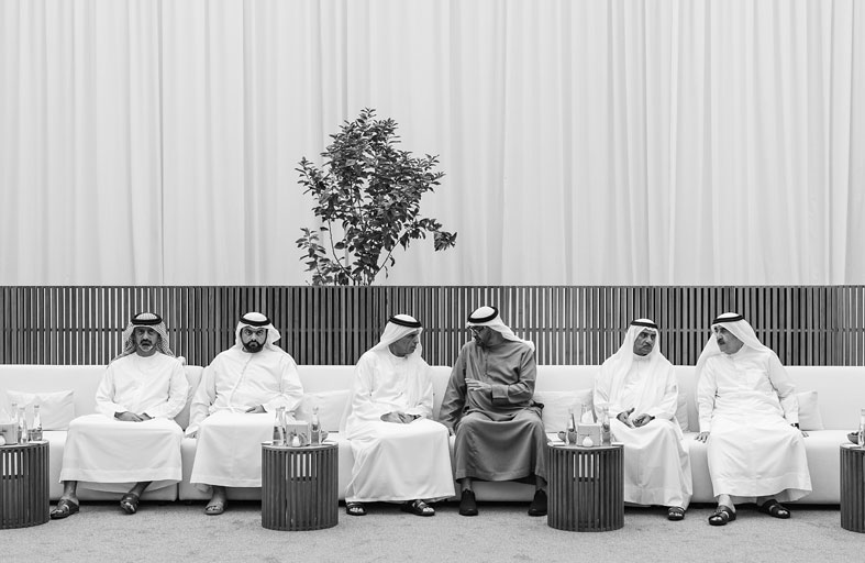 رئيس الدولة يتقبل التعازي بوفاة سعيد بن زايد من الحكام والشيوخ ووفدي عمان والبحرين