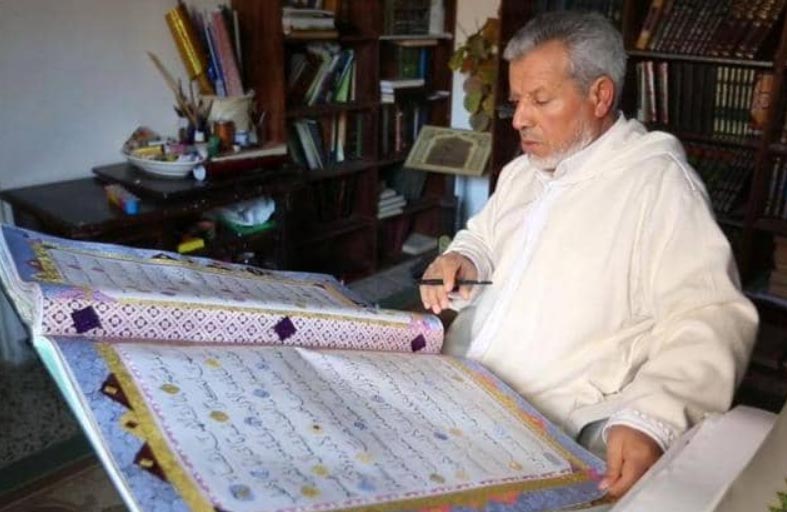   خطاط ليبي كتب ألف مصحف