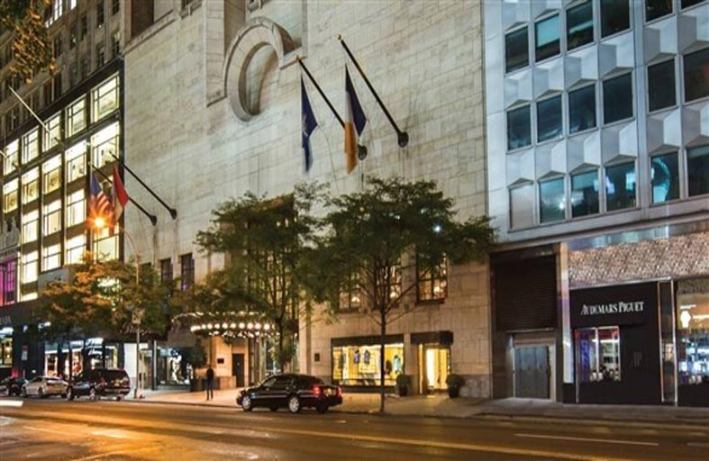 فندق يتيح غرفه مجاناً للأطباء والممرضين 