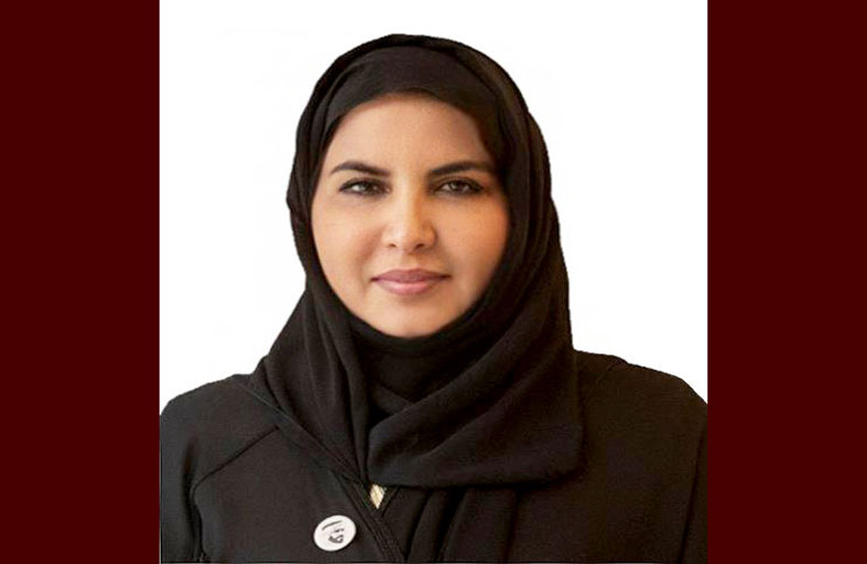 نورة السويدي: نحتفي بتجربة ريادية في يوم المرأة الإماراتية