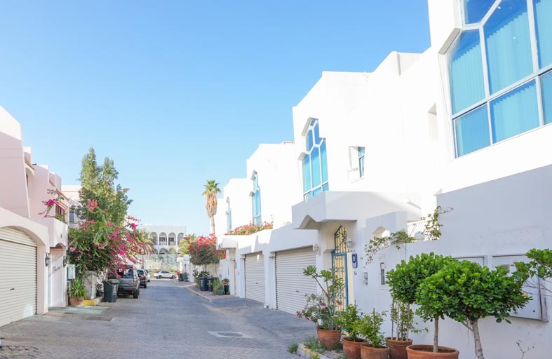 بلدية مدينة أبوظبي تنفذ حملة توعوية افتراضية لتنظيف السكيك في الأحياء السكنية والممرات الجانبية للمحلات التجارية في أبوظبي