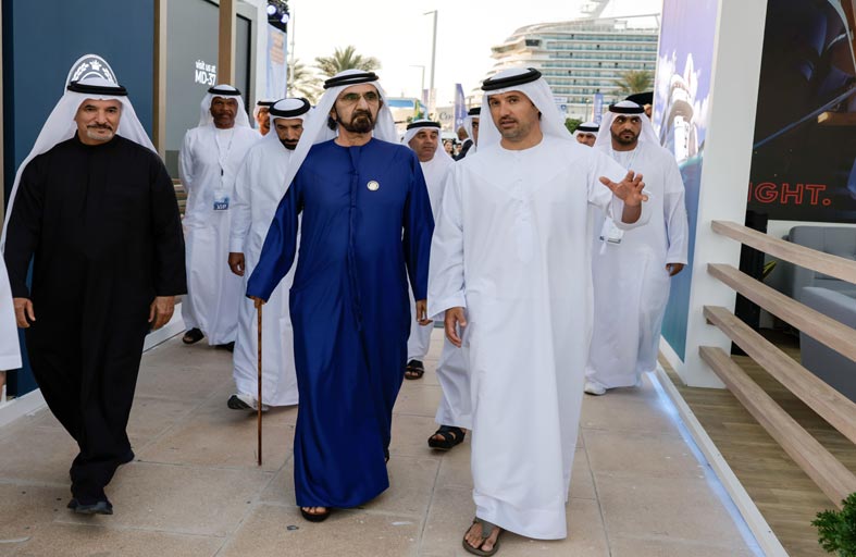 محمد بن راشد: الإمارات محور رئيسي لحركة الملاحة العالمية بإمكاناتها اللوجستية القوية وموقعها الإستراتيجي المتميز