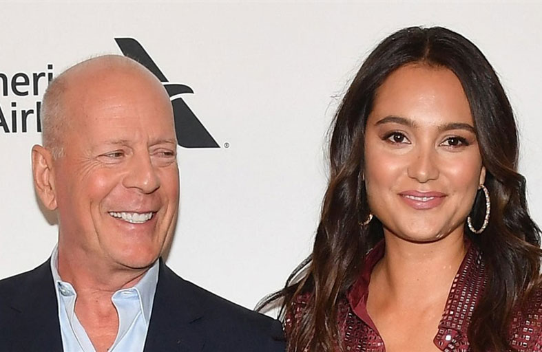 هكذا احتفلت زوجة بروس ويليس بالذكرى الـ16 للارتباط