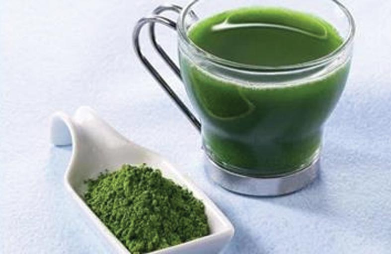 غسول فم الماتشا يكافح فقدان الأسنان