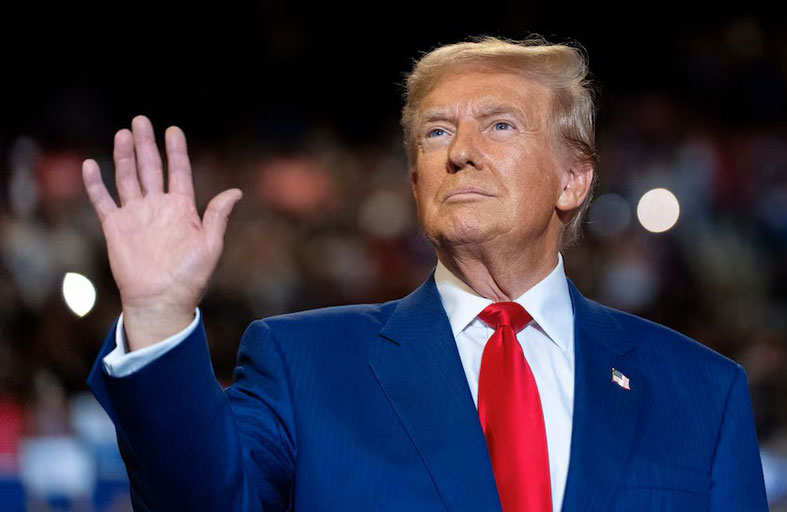 ترامب يسمح للعمال المهاجرين بالبقاء في المزارع الأمريكية