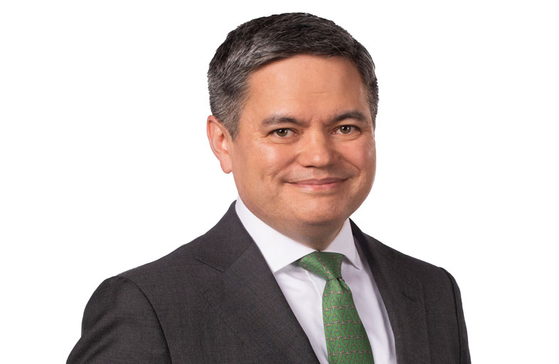 سلطة دبي للخدمات المالية تعيّن كريستوفر كالابيا رئيسًا تنفيذيًا جديدًا 