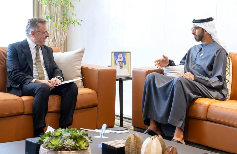 شخبوط بن نهيان يستقبل سفير تركيا