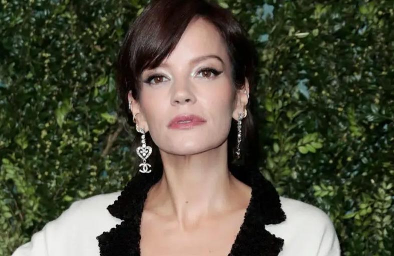 ليلي ألين تتعرض لحادثة مؤسفة 