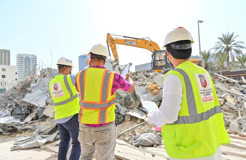 بلدية مدينة أبوظبي: 9 اشتراطات للسلامة العامة لا بد من توافرها في عمليات هدم المباني