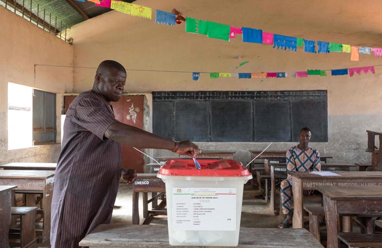  المعارضة تشارك بالانتخابات البرلمانية في بنين 