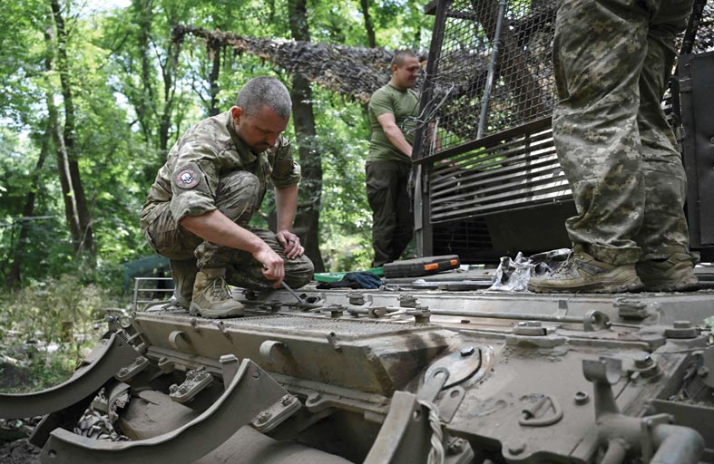 روسيا تعلن تحقيق مكاسب ميدانية قبل قمتين حاسمتين لأوكرانيا