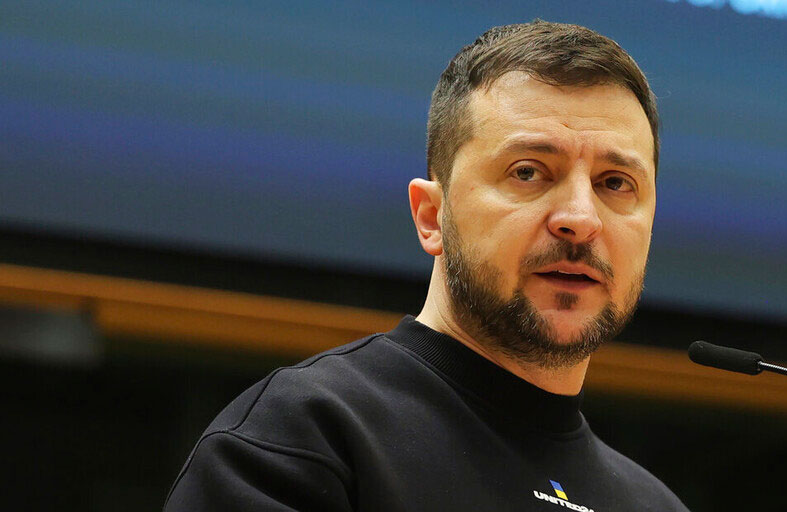 زيلينسكي يقترح مجموعة دول لاستضافة محادثات السلام مع روسيا