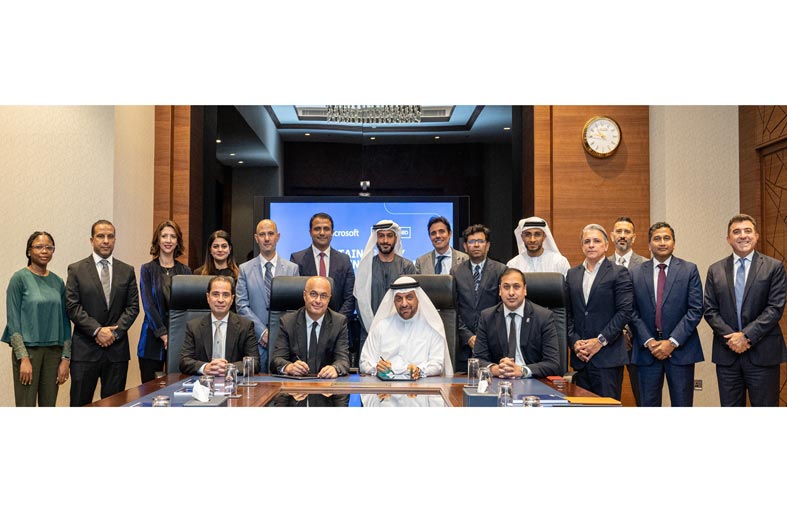 الإمارات دبي الوطني يعزز مبادرات الابتكار والاستدامة بالتعاون مع مايكروسوفت