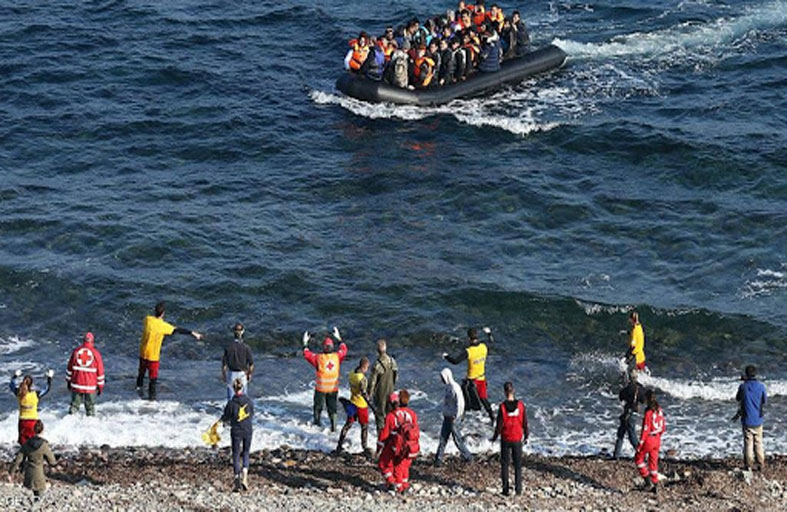 اليونان تعتزم بناء مخيمات جديدة للمهاجرين 