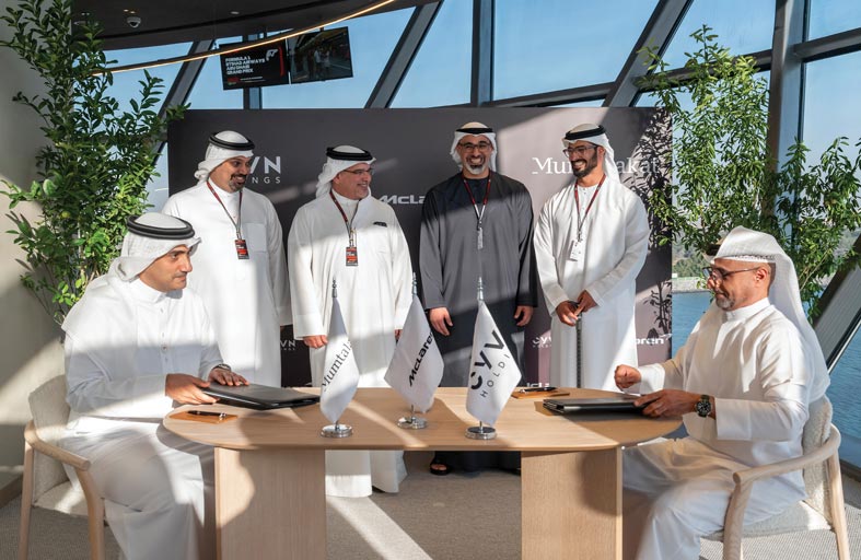 ولي عهد أبوظبي وولي عهد البحرين يشهدان توقيع شراكة استراتيجية بين سايفن وممتلكات وصفقة استحواذ على ماكلارين