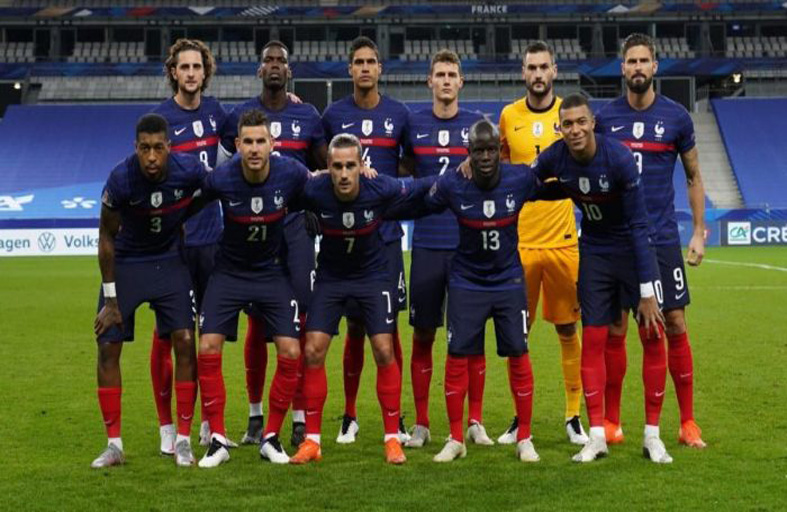 منتخب فرنسا لتحقيق الثنائية وعالم المستديرة في ترقب 