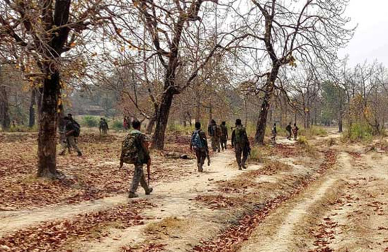  مقتل 8 رجال شرطة وسائق في هجوم بوسط الهند 