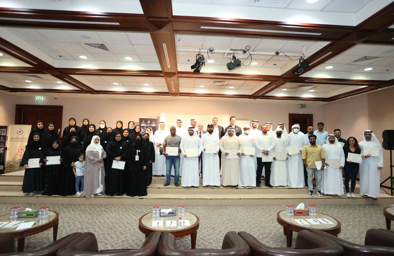 تكريم المؤسسات والشخصيات التطوعية في ندوة الثقافة والعلوم