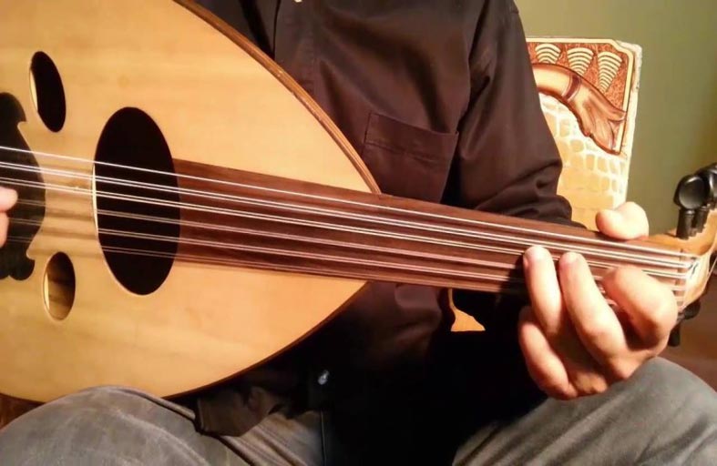 عمالقة البث يحاول إنقاذ قطاع الموسيقى العربية