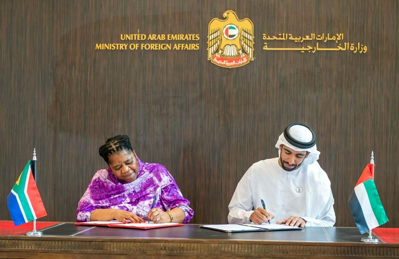 شخبوط بن نهيان يستقبل وفد جنوب أفريقيا المشارك في أعمال اللجنة المشتركة بين البلدين