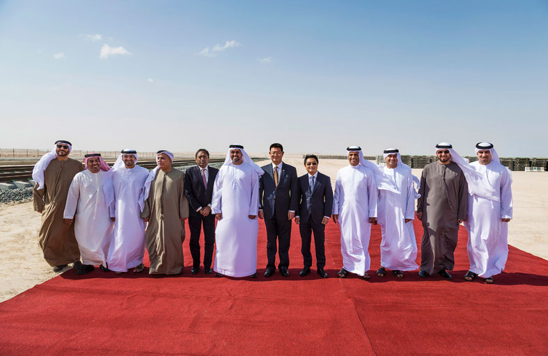 ذياب بن محمد بن زايد يدشن الأعمال الإنشائية للحزمة «أ» من المرحلة الثانية من مشروع شبكة السكك الحديدية